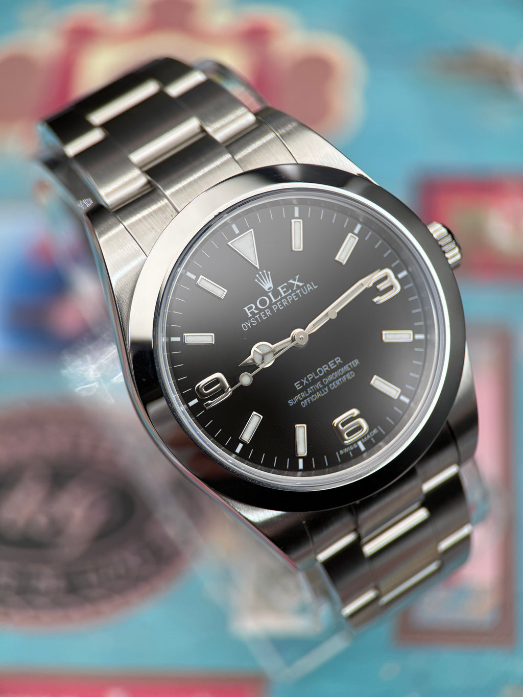 Rolex Explorer 39mm | Ref. 214270 | 2011 | Complete Set