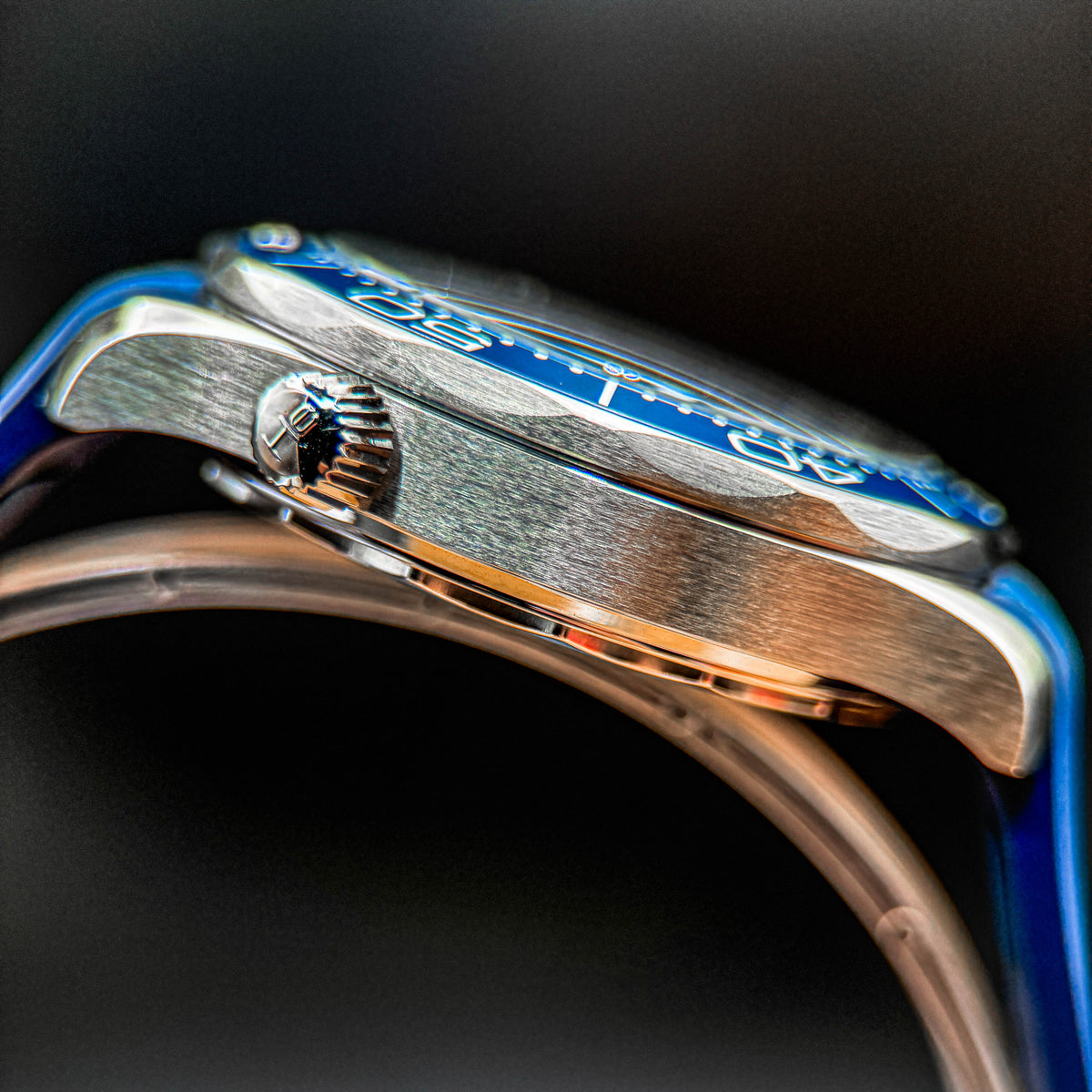 Omega Seamaster Diver 300M Co-Axial Master Chronometer 42mm — Blue Dial — Full Set