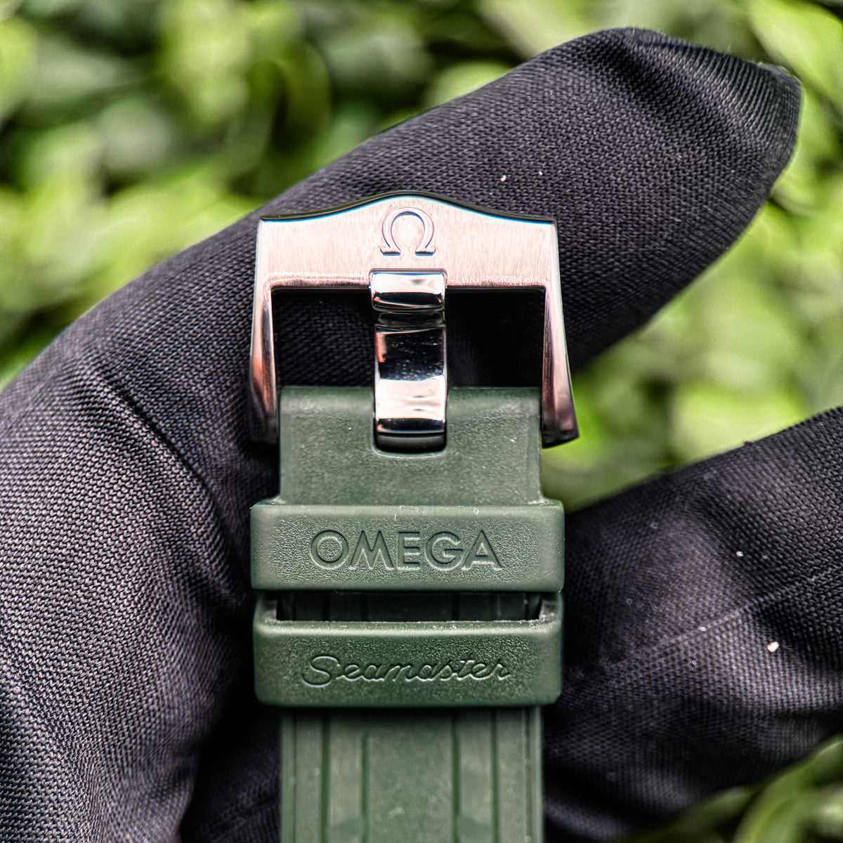 Omega Seamaster Diver 300M Co-Axial Master Chronometer — Green Ceramic, 42mm