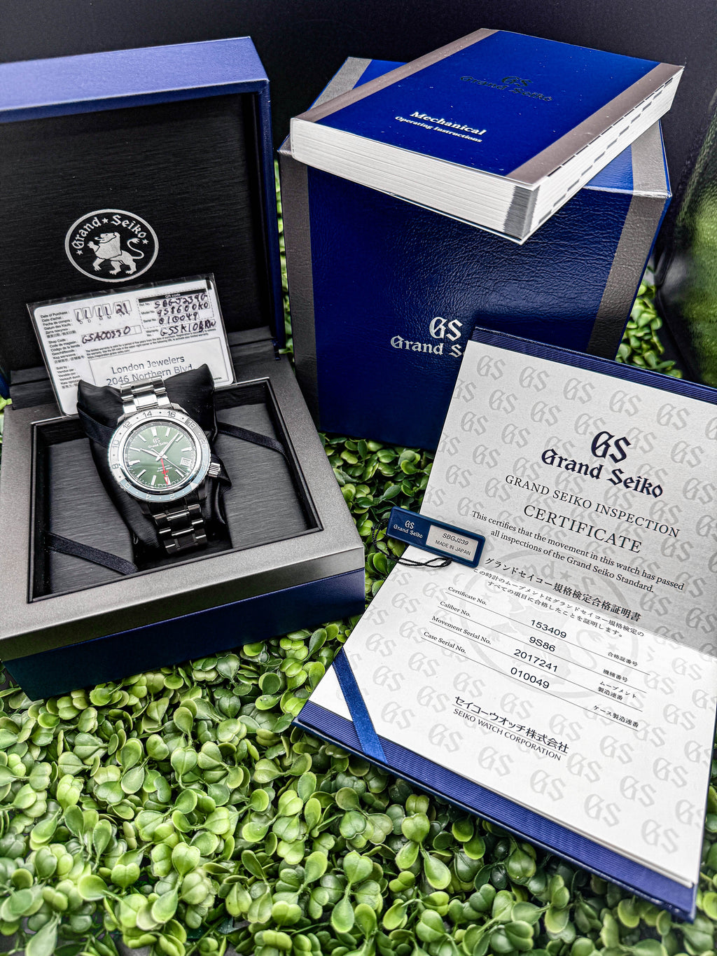 Grand Seiko Hi-Beat 36000 GMT — Green Dial, 44.2mm