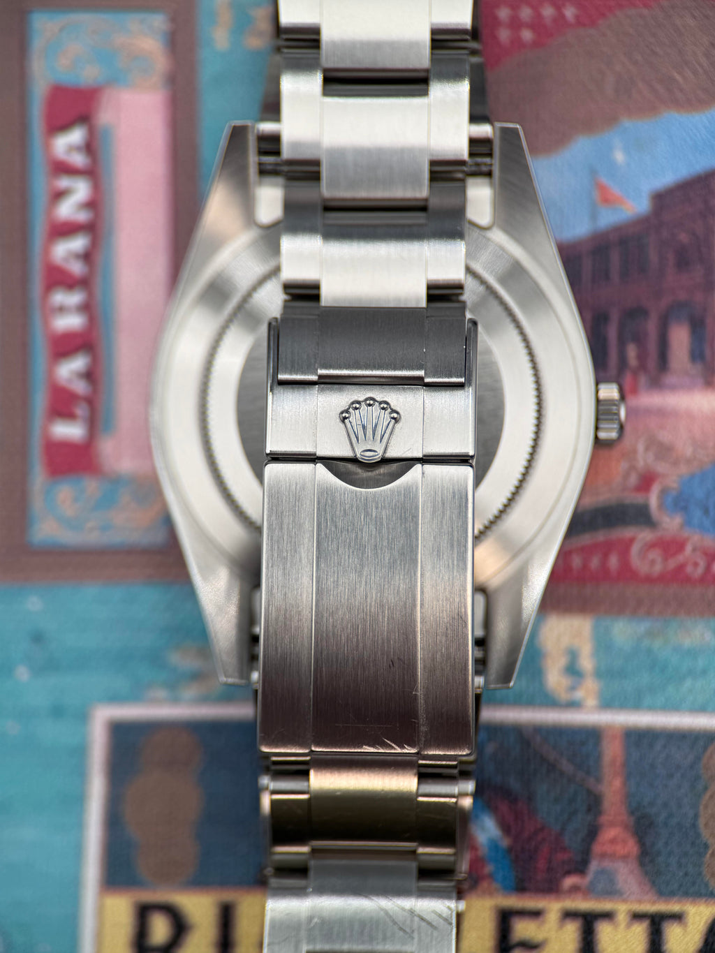 Rolex Explorer 39mm | Ref. 214270 | 2011 | Complete Set